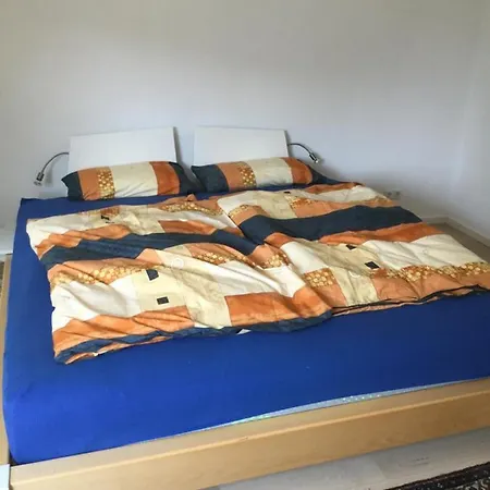 Modern Eingerichtete Mit 2 Balkonen * München